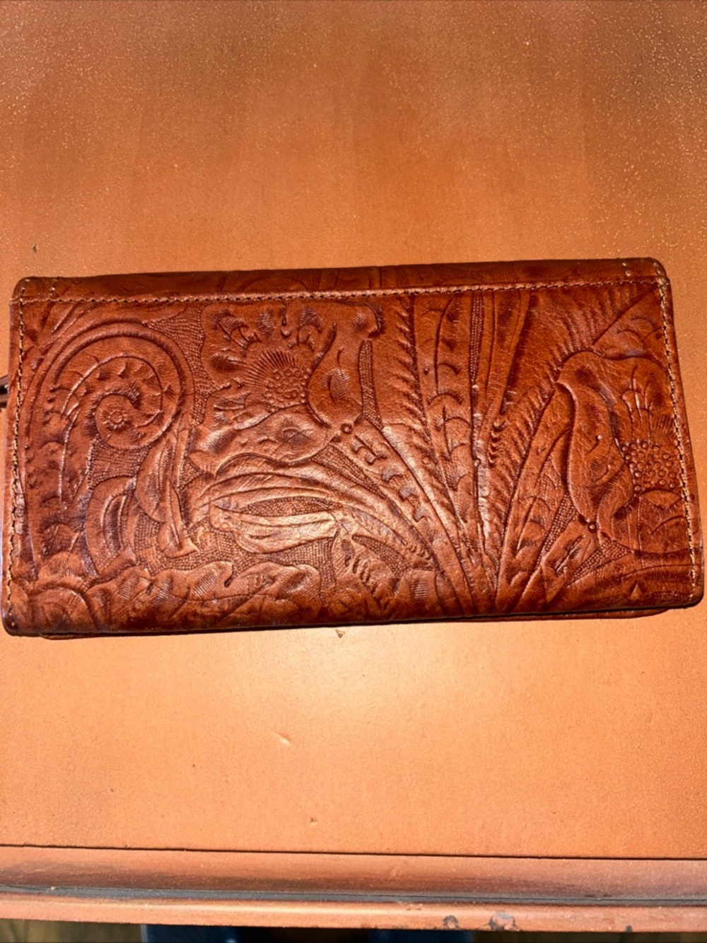American Vintage Embossed Brown Leather Wallet - Picture 3 of 4